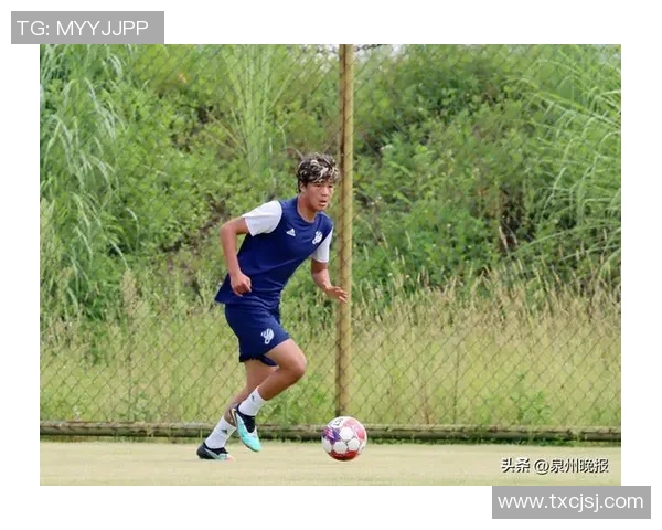 客路中学足球明星的成长之路与辉煌成就分享